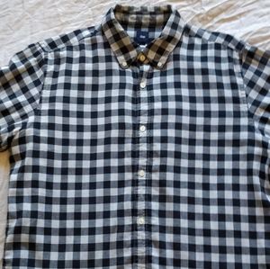 Large gingham plaid GAP button down shirt